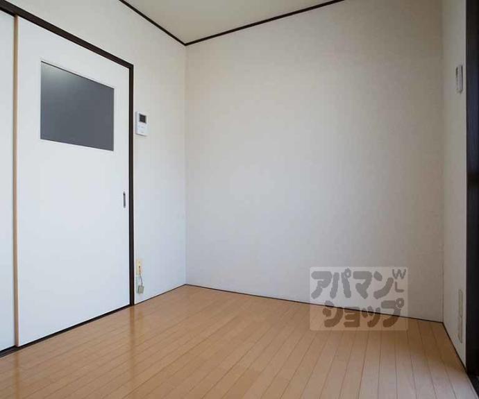 【二軒茶屋マンション】間取