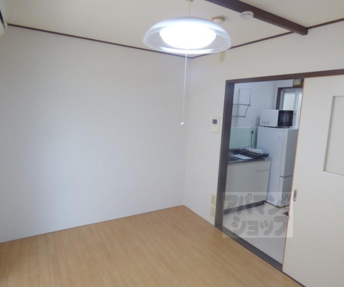 【二軒茶屋マンション】間取