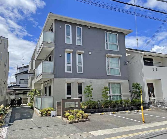 【アドミラブールＡ・Ｂ棟】間取