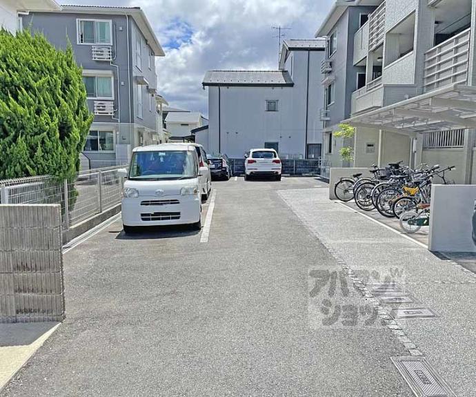 【アドミラブールＡ・Ｂ棟】間取