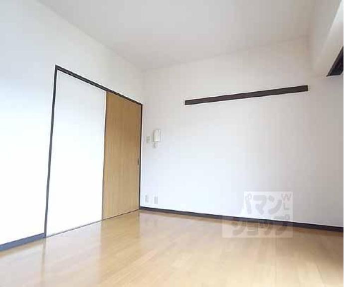 【川端マンション】間取