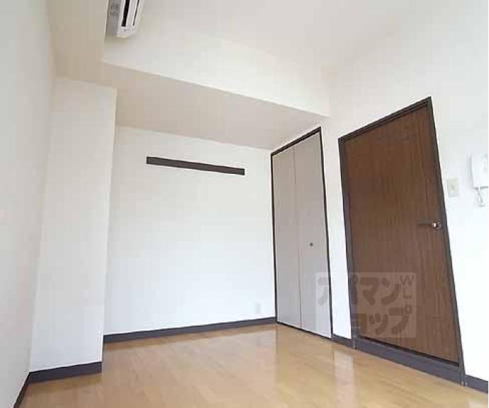 【川端マンション】間取