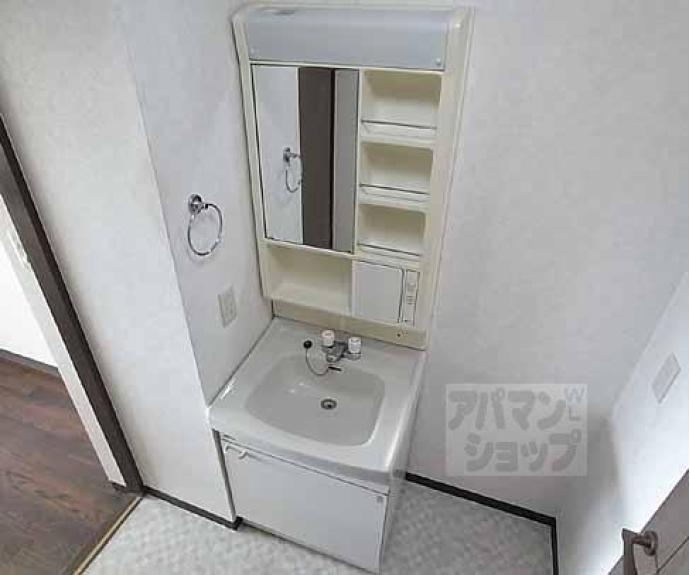【川端マンション】間取