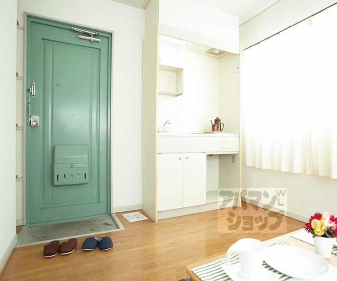 【ネオハイム出町】間取