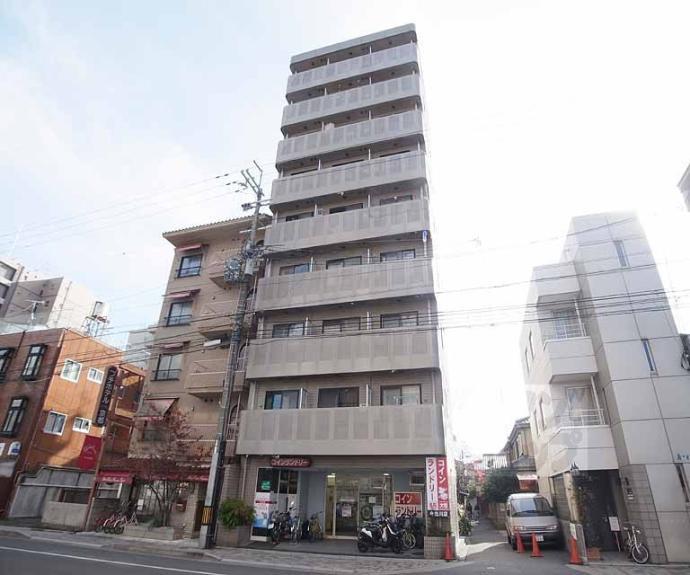 【レ・タン・ドゥ・ラ・メール・CKV】間取