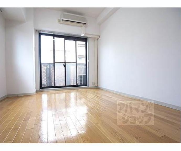 【レ・タン・ドゥ・ラ・メール・CKV】間取