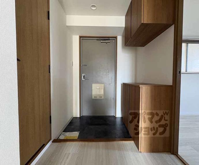 【パインフィールド二条城】間取