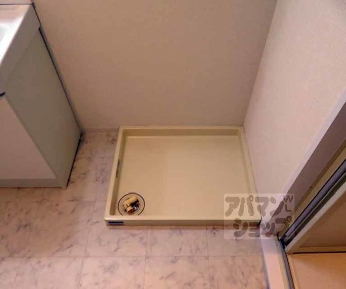 【パインフィールド二条城】間取