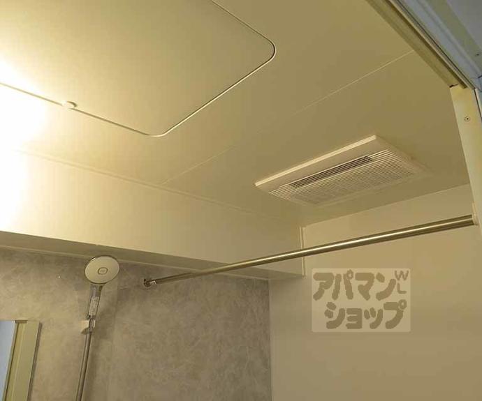 【パインフィールド二条城】間取