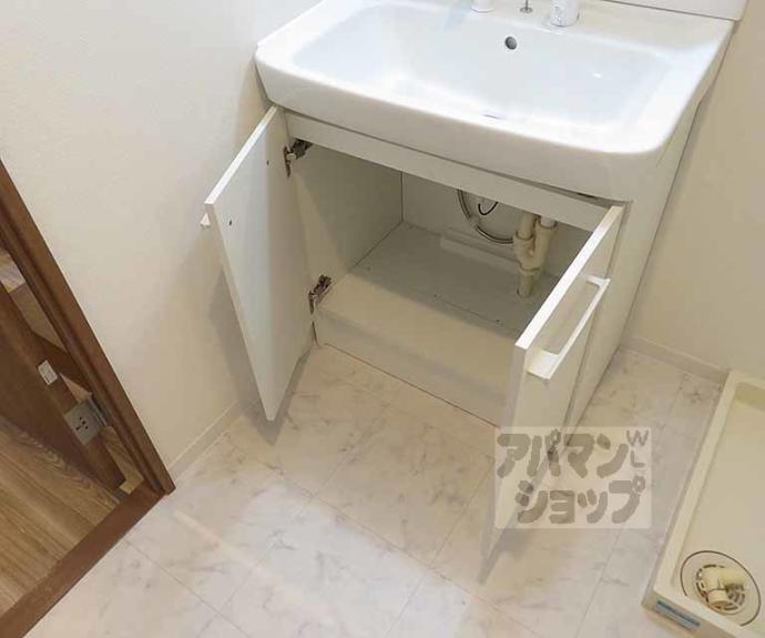 【パインフィールド二条城】間取