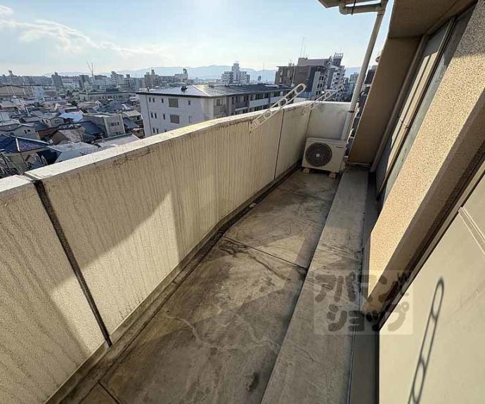 【パインフィールド二条城】間取