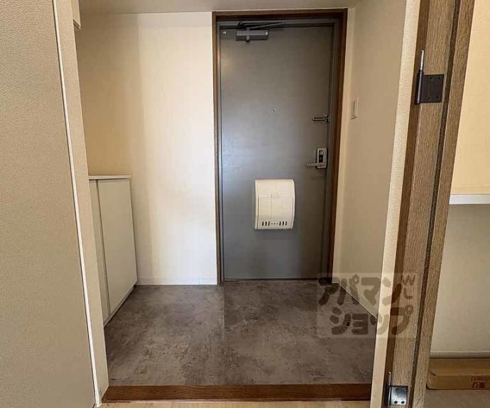 【パインフィールド二条城】間取