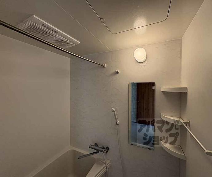 【パインフィールド二条城】間取