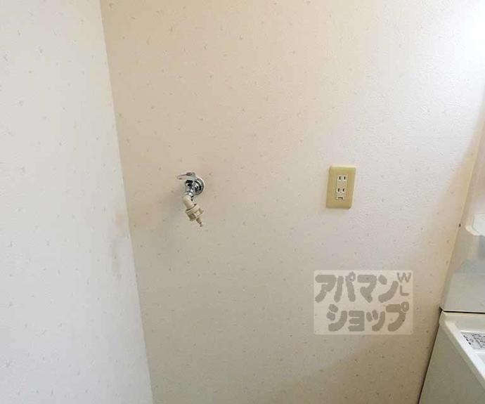 【パインフィールド二条城】間取