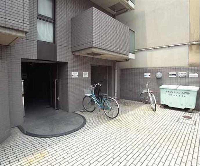 【Ｒｅｑｕｉｅ智恵光院】間取