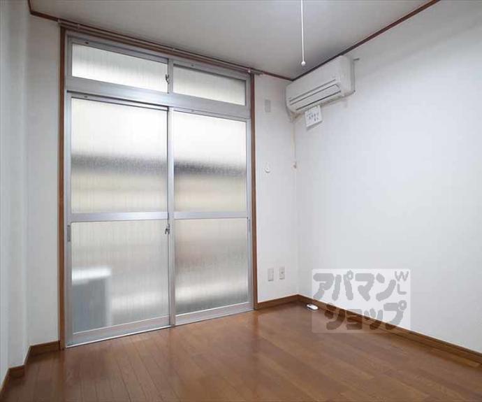 【ロイヤルコーポタカノ】間取