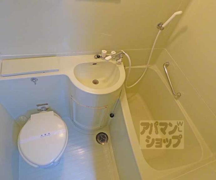 【ロイヤルコーポタカノ】間取