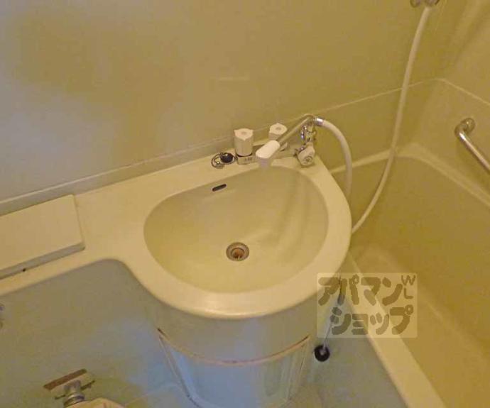 【ロイヤルコーポタカノ】間取