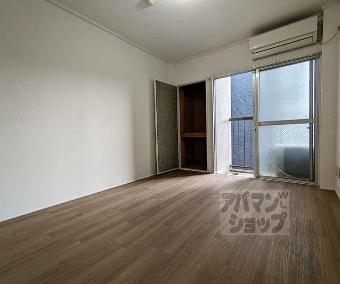 【山ノ内大町マンション】