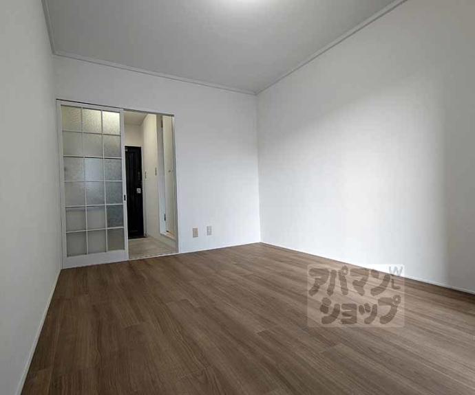 【山ノ内大町マンション】