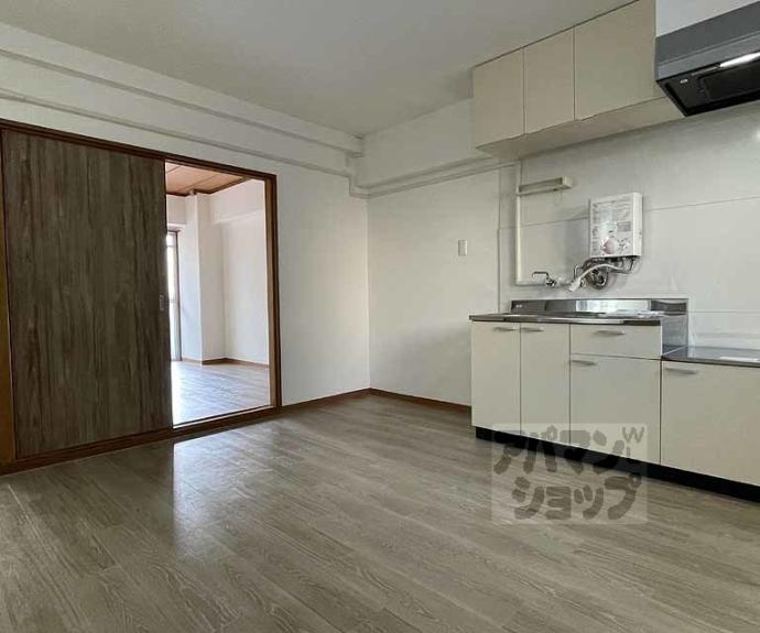 【コーポラス北野】間取