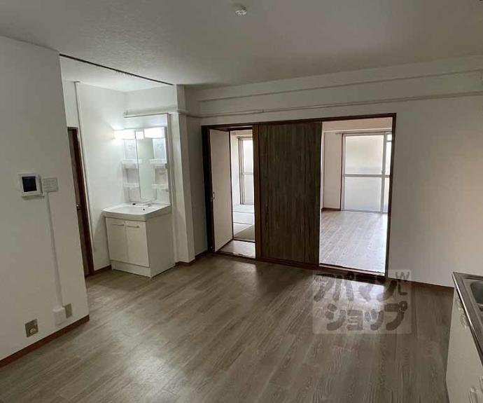 【コーポラス北野】間取