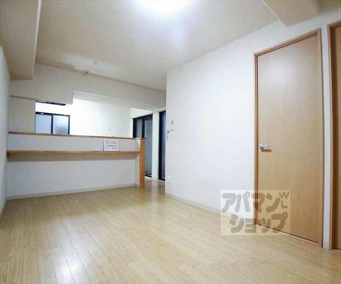 【ロイヤルハイツ白川】間取