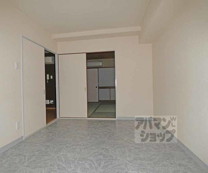 【ロイヤルハイツ白川】間取