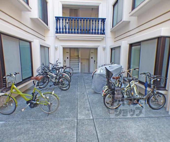 【ロイヤルハイツ白川】間取