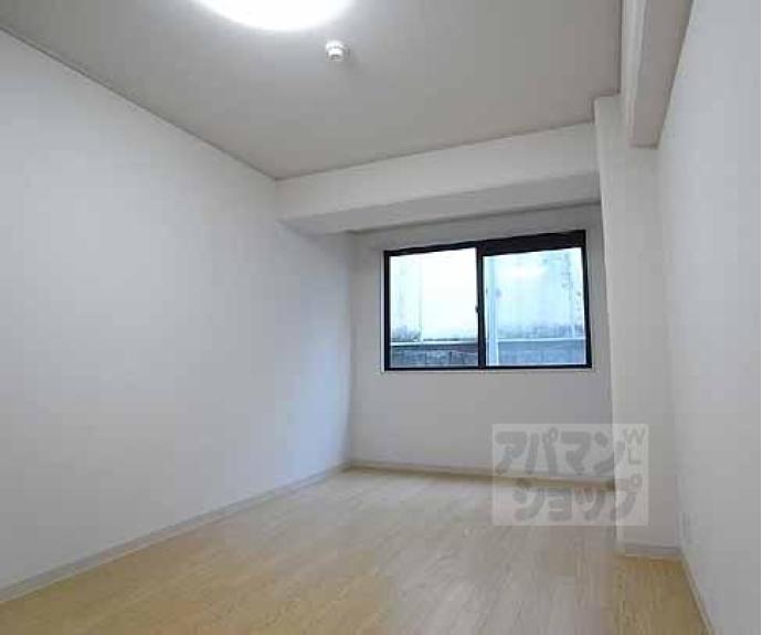 【ロイヤルハイツ白川】間取