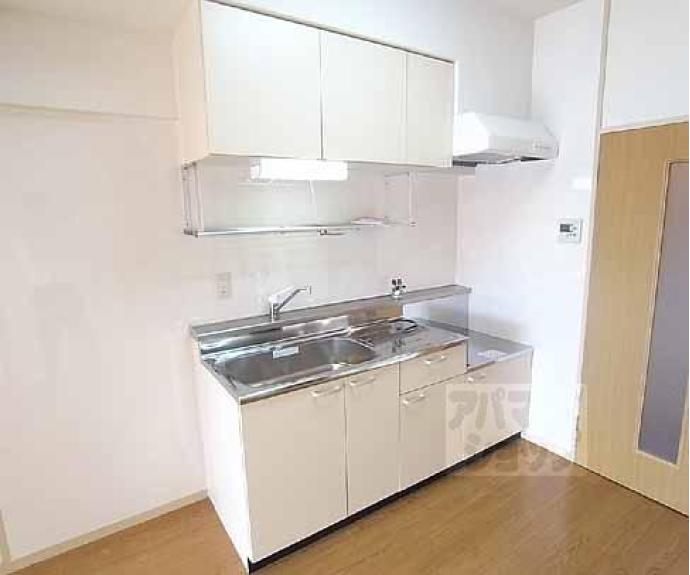 【ニュー高野ロイヤルハイツ】間取