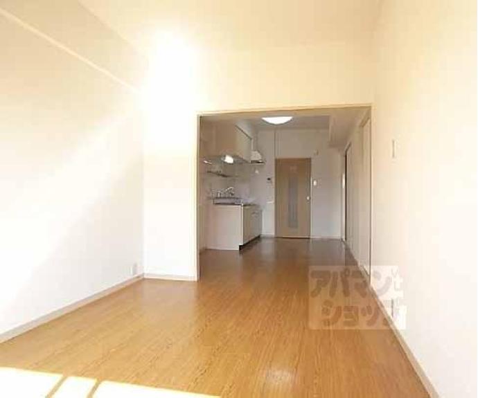 【ニュー高野ロイヤルハイツ】間取