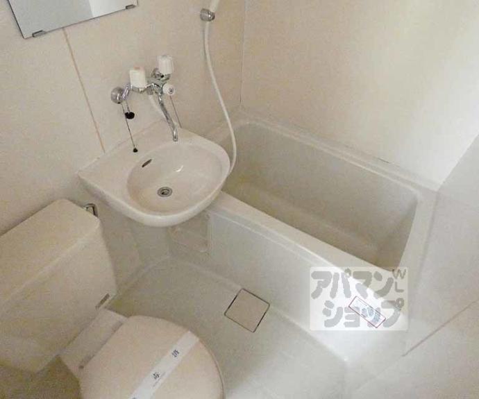 【ＨＩＮＷＩＣＫ　ＦＬＡＴ】間取