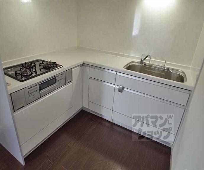 【レヴィア北白川】間取