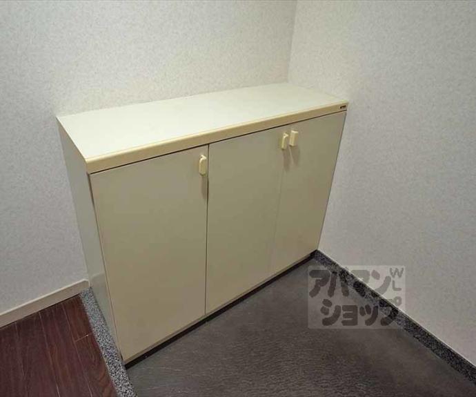 【レヴィア北白川】間取