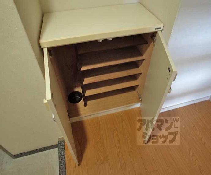 【レヴィア北白川】間取