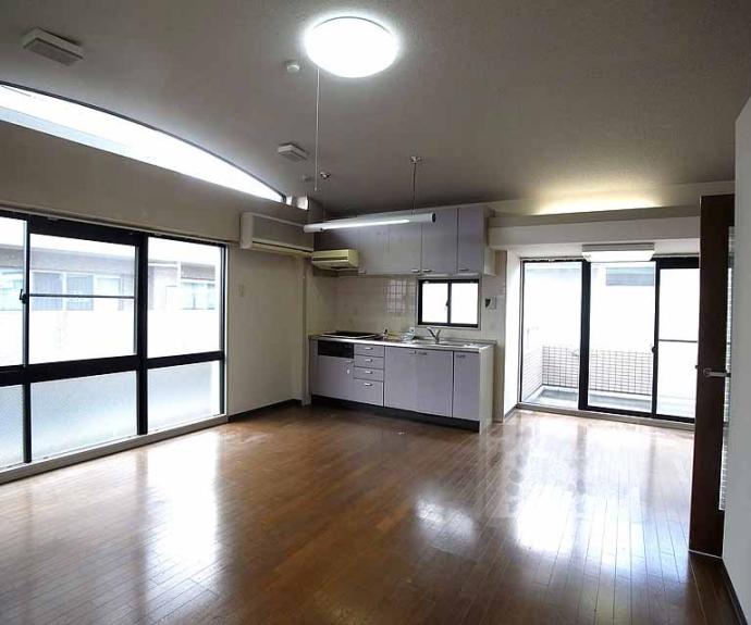 【ランブラス御所東】間取