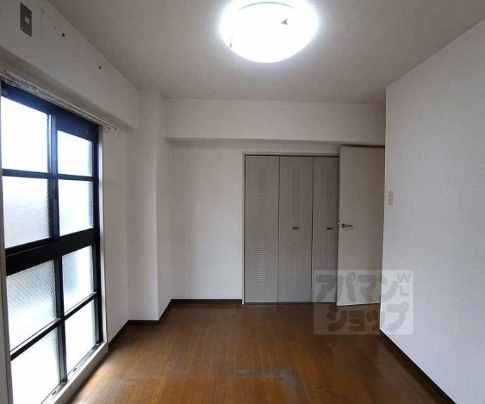 【ランブラス御所東】間取