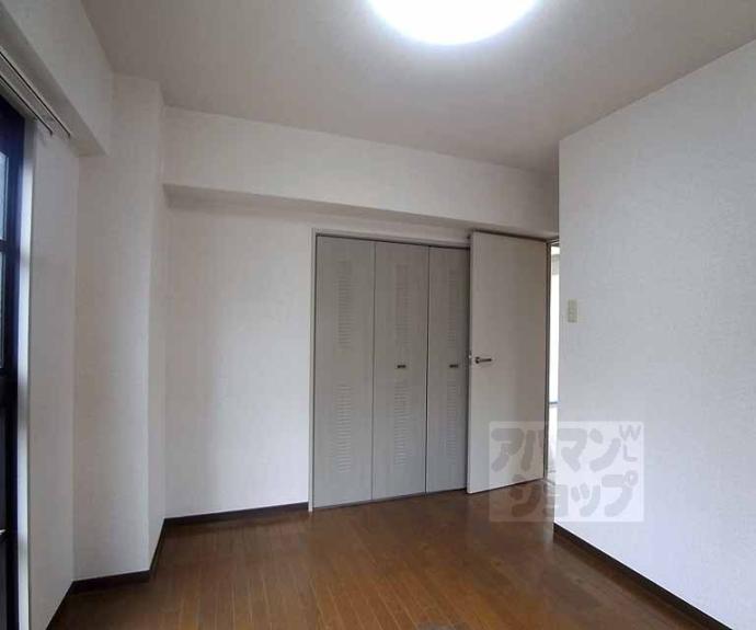 【ランブラス御所東】間取