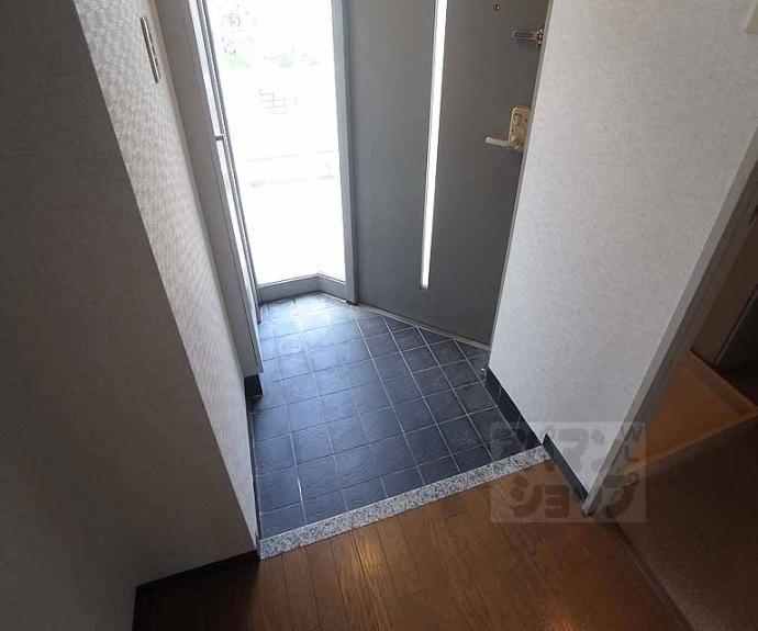 【ランブラス御所東】間取