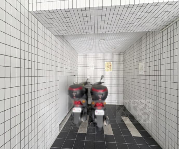 【ホーユウコンフォルト二条城前】間取