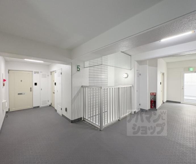 【ホーユウコンフォルト二条城前】間取