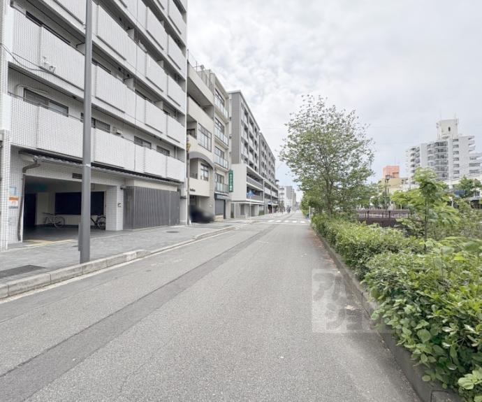 【ホーユウコンフォルト二条城前】間取