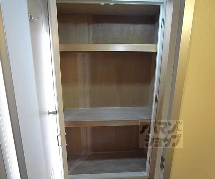 【ホーユウコンフォルト二条城前】間取