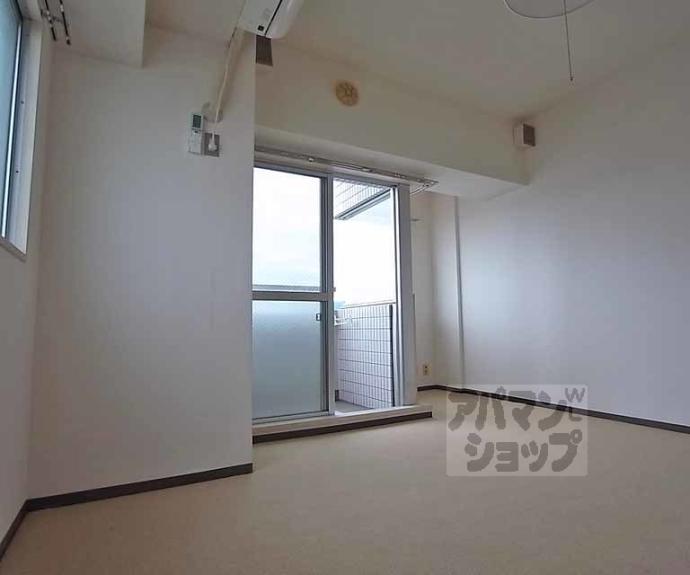 【ホーユウコンフォルト二条城前】間取