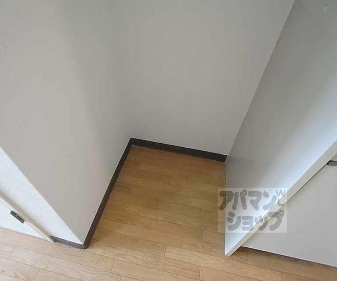 【ホーユウコンフォルト二条城前】間取