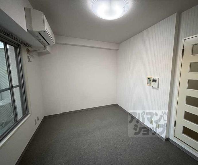 【ホーユウコンフォルト二条城前】間取