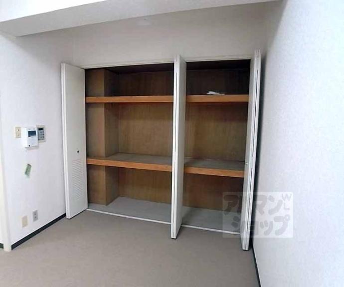 【ホーユウコンフォルト二条城前】間取