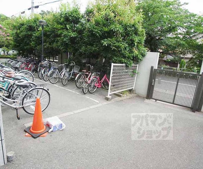 【パインフィールド北白川Ⅰ】間取