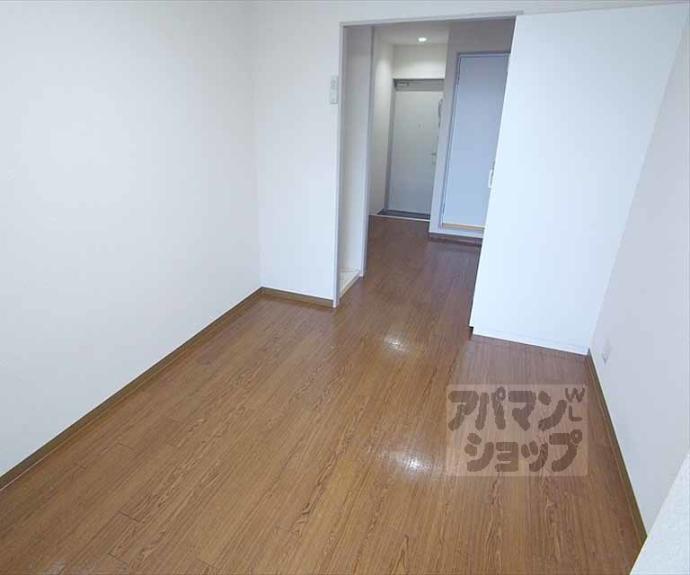 【パインフィールド北白川Ⅱ】間取